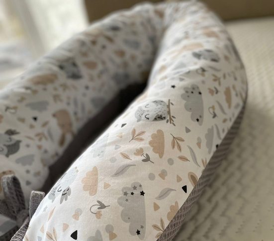 LOOLAY Stillkissen Waffelpique Seitenschläferkissen XXL Schwangerschaftskissen 170 cm Stillkissen + Bezug (Reißverschluss); Attmungsaktive WAFFEL + GLATT Baumwolle WEICH Stillkissen MUSTERN: HASE Beige/ GRAU, MINZE, WEIß, ROS Begrenzt auf 3 Tage