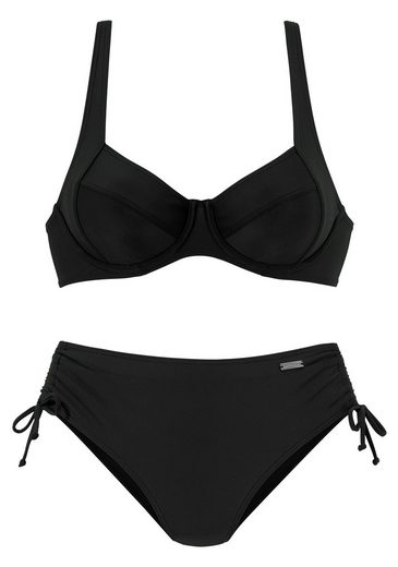 LASCANA Bügel-Bikini mit seitlich geraffter Bikinihose mehr Kostenlose Rückgabe