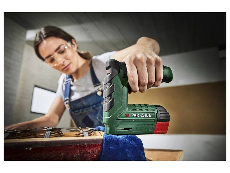 PARKSIDE® 4 V Akku-Tacker »PAT 4 D6«, inklusive Heftklammern und Nägel Neueste Stile