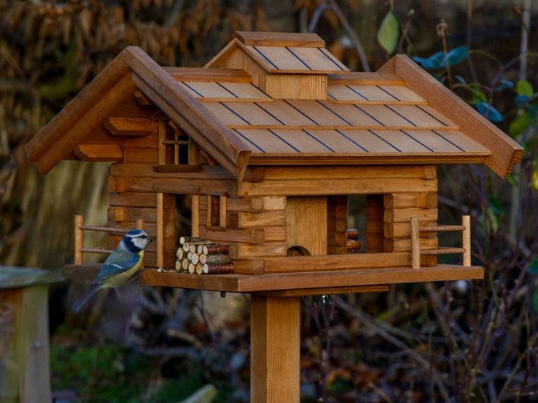 dobar Vogelfutterhaus »Tirol«, inkl. Standfuß, H 117 cm, aus Holz Kostenloser Versand