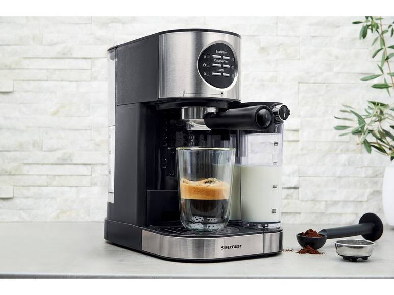 SILVERCREST® KITCHEN TOOLS Espressomaschine mit Milchaufschäumer »SEMM 1470 A2« Kauf eins, bekomm eins gratis