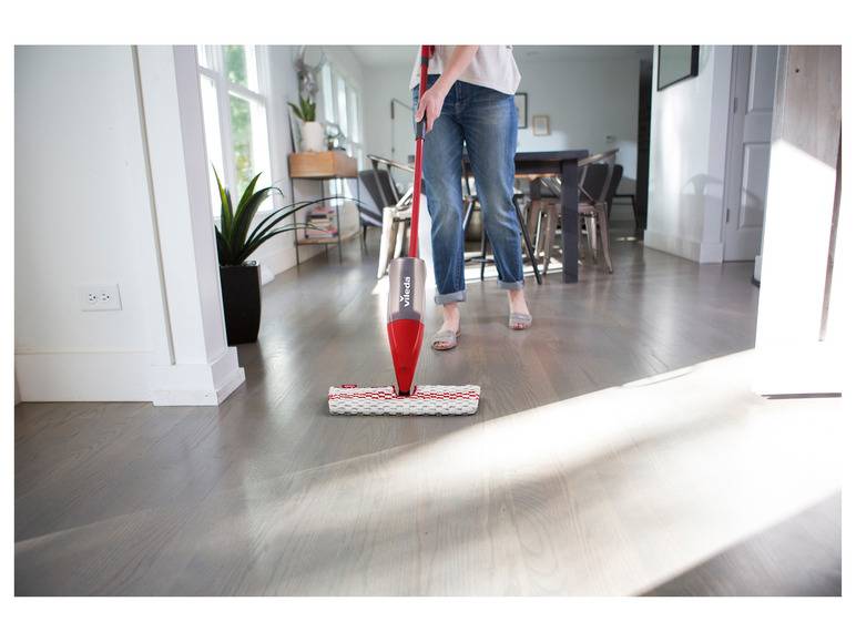 Vileda Sprühwischer »Spray and Clean«, mit abnehmbarem Sprühtank 2025