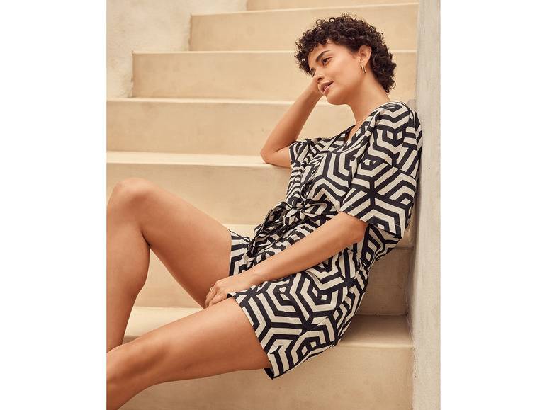 esmara® Damen Leinenbluse, leger geschnitten im Angebot