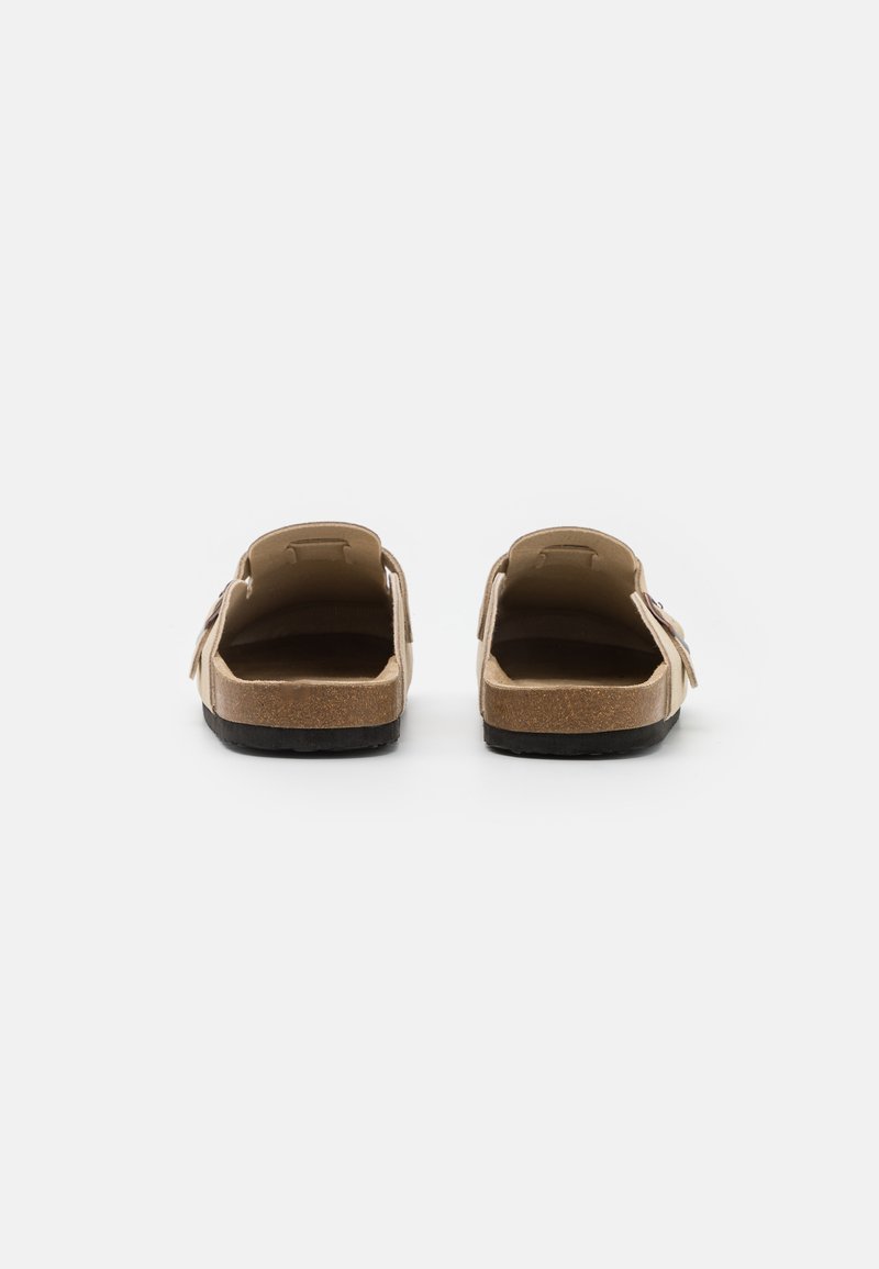Pier One Pier One LEATHER UNISEX - Slippers - beige Neuheiten