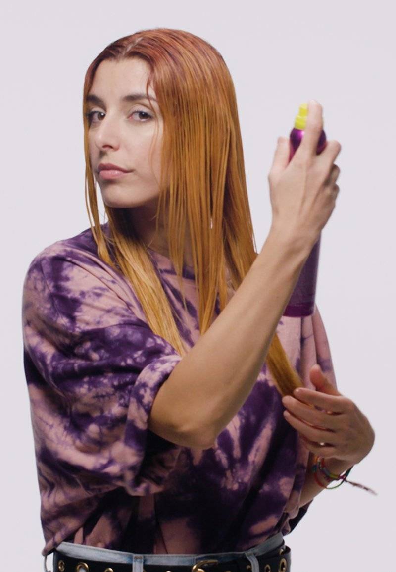 Tigi Tigi BED HEAD QUEEN FOR A DAY AEROSOL - Hair styling Outlet