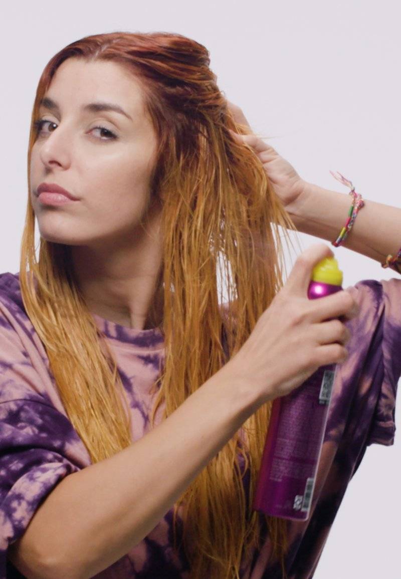 Tigi Tigi BED HEAD QUEEN FOR A DAY AEROSOL - Hair styling Outlet
