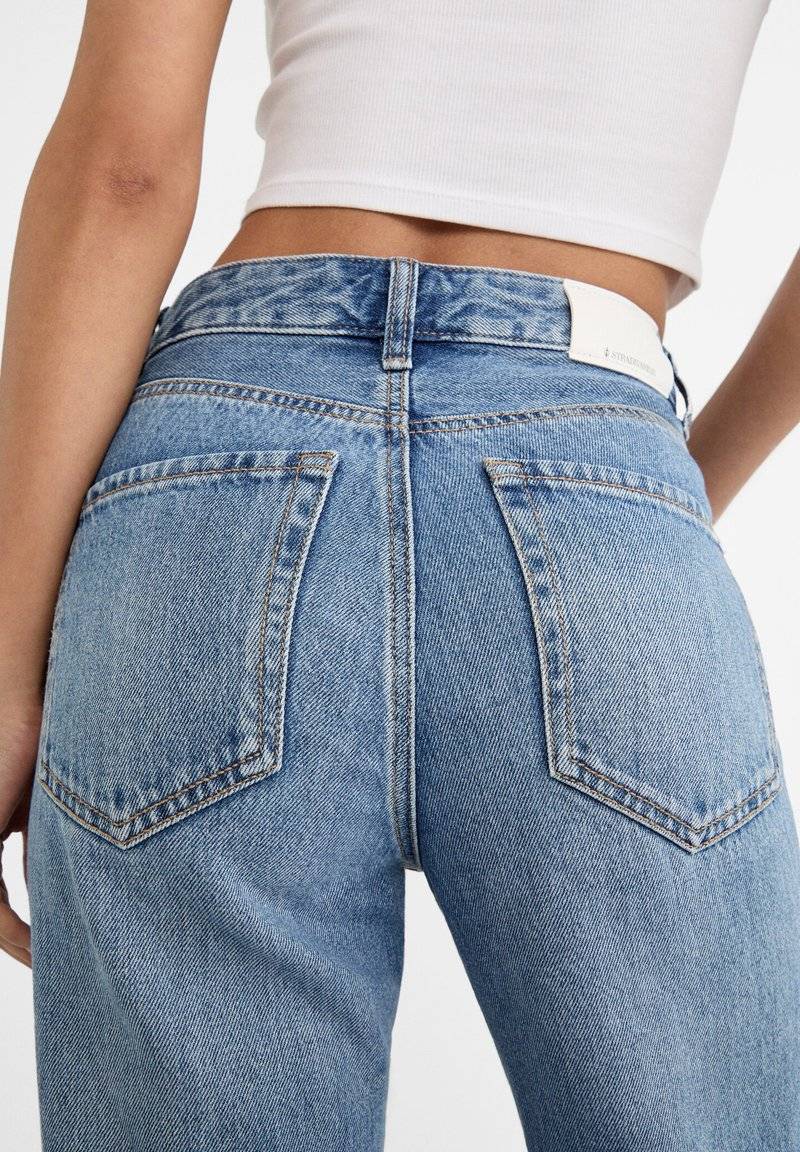 Stradivarius Stradivarius Straight leg jeans - light blue Kostenlose Rückgabe