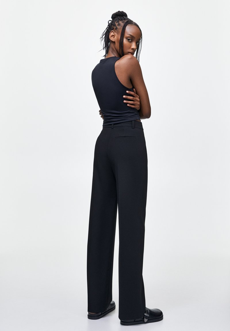 PULL&BEAR PULL&BEAR STRAIGHT - Trousers - black Vierteljährliche Förderung