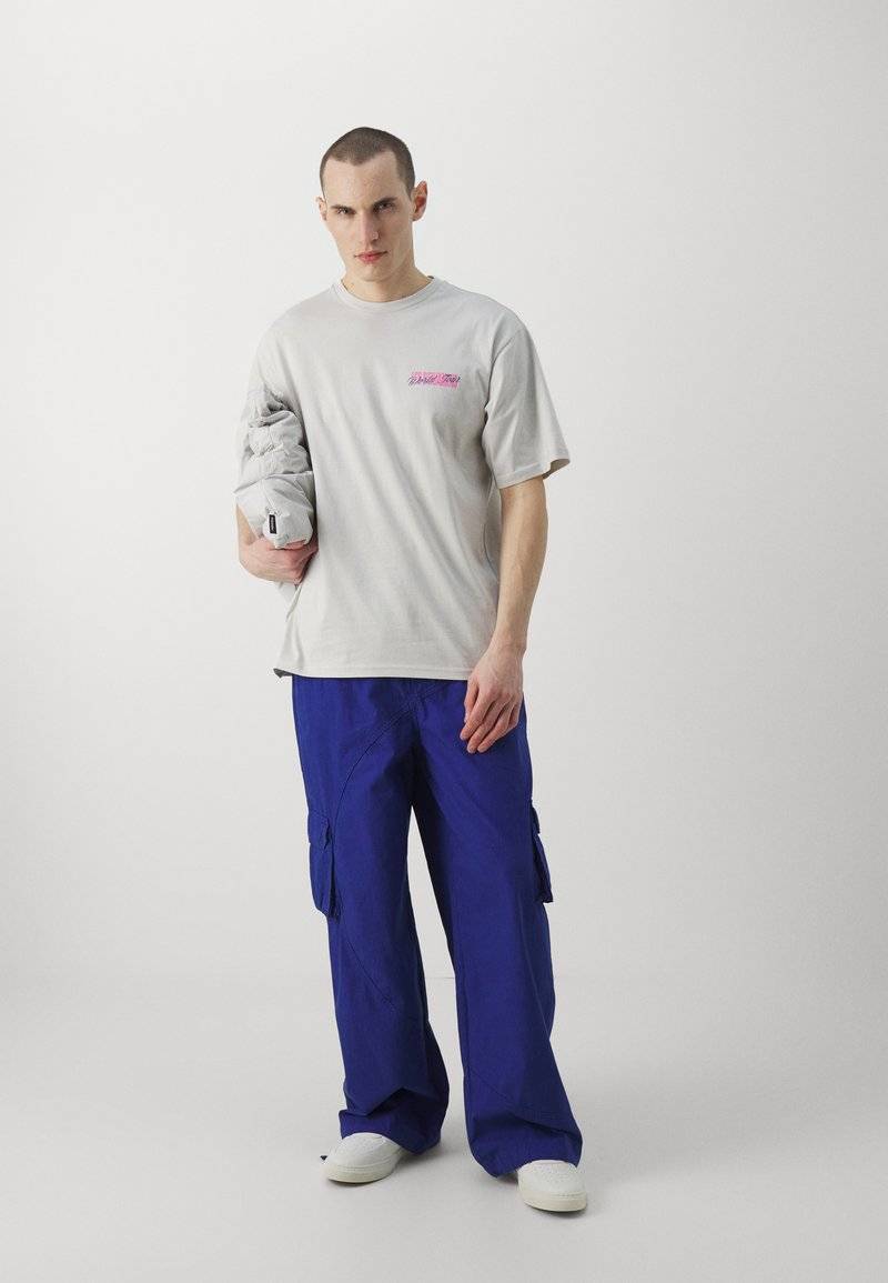 Les Benjamins Les Benjamins PANT UNISEX - Cargo trousers - blue 2025