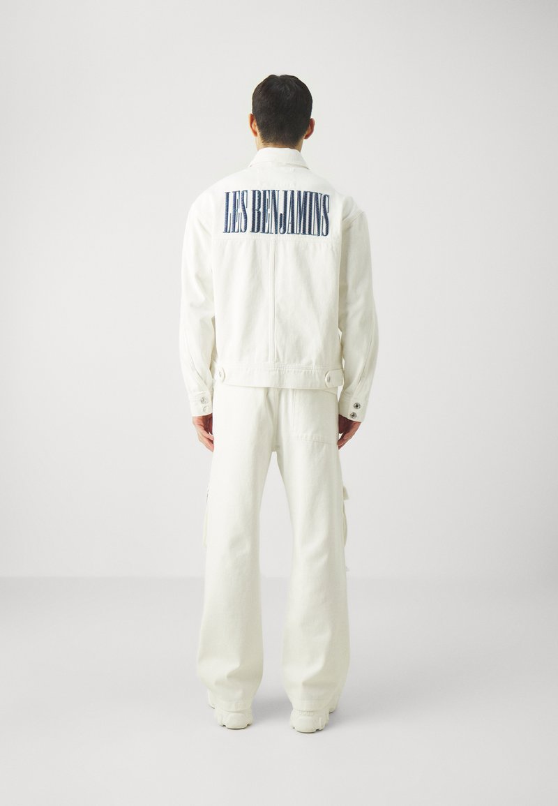 Les Benjamins Les Benjamins JACKET UNISEX - Denim jacket - white Versandkostenfrei