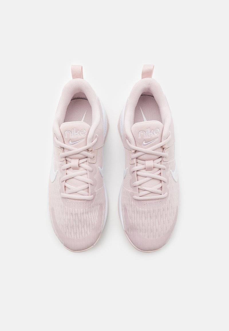 Nike Performance Nike Performance ZOOM BELLA 6 - Training shoe Letzter Tag
