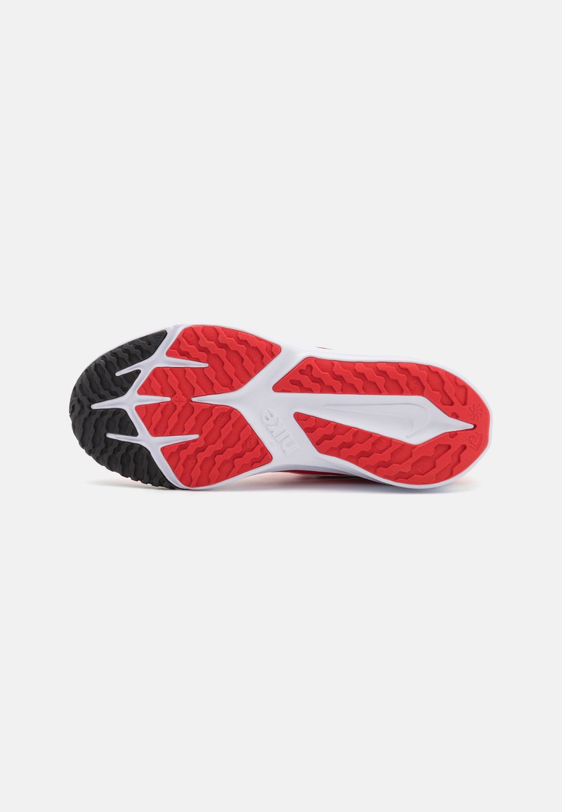 Nike Performance Nike Performance STAR RUNNER 4 UNISEX - Competition running shoes Riesige Rabatte