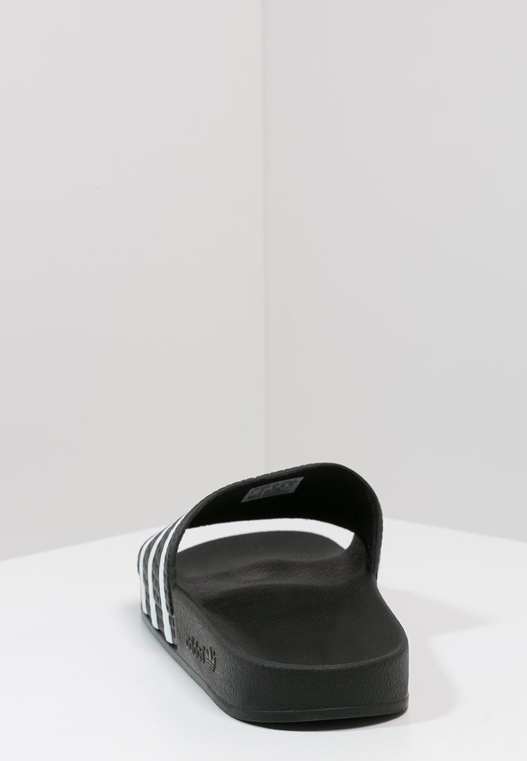 adidas Originals adidas Originals ADILETTE - Mules Auslauf