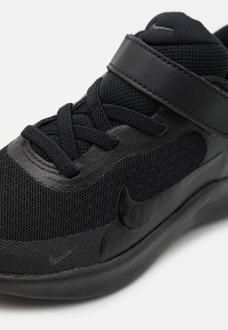 Nike Performance Nike Performance REVOLUTION 7 UNISEX - Competition running shoes im Angebot