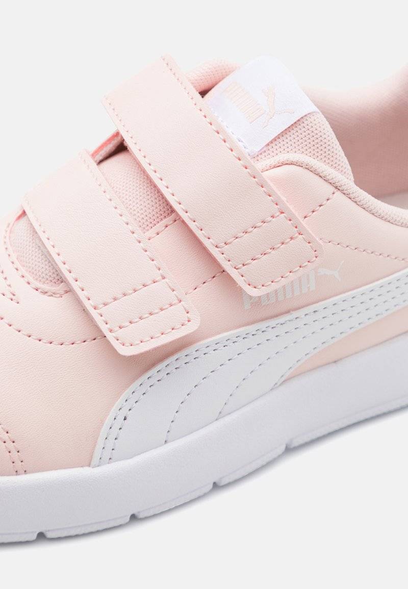 Puma Puma COURTFLEX UNISEX - Neutral running shoes Fabrikverkauf