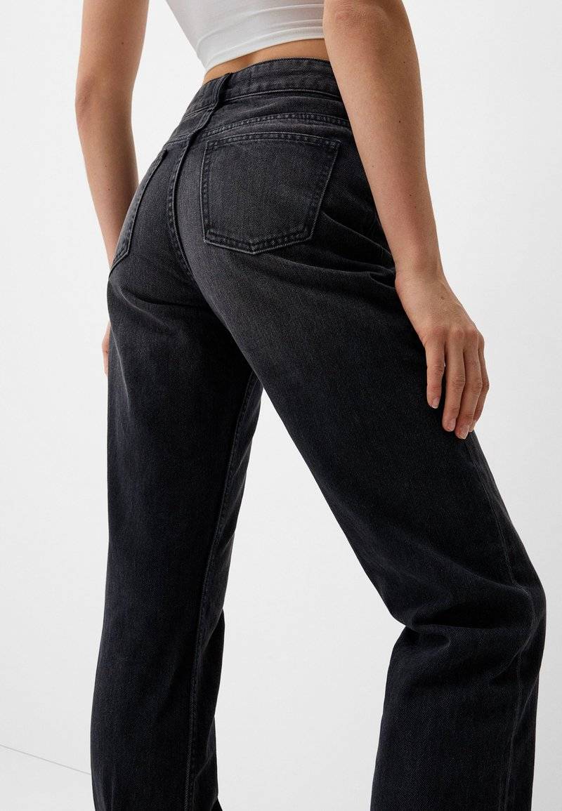 Bershka Bershka Straight leg jeans - dark grey Wochenangebot