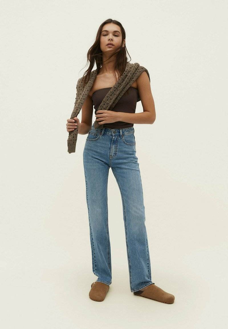 Stradivarius Stradivarius VINTAGE - Straight leg jeans - light blue denim Letzte 3 Tage