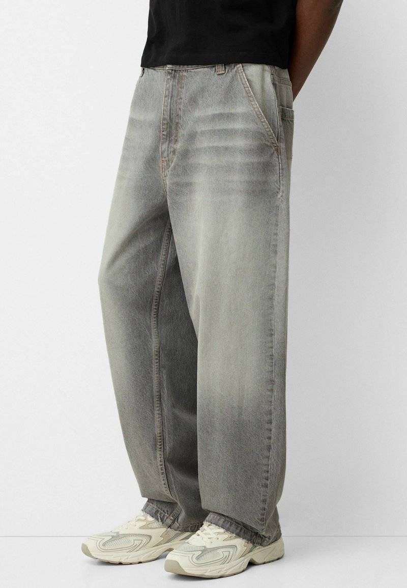 Bershka Bershka Relaxed fit jeans - light grey JETZT KAUFEN