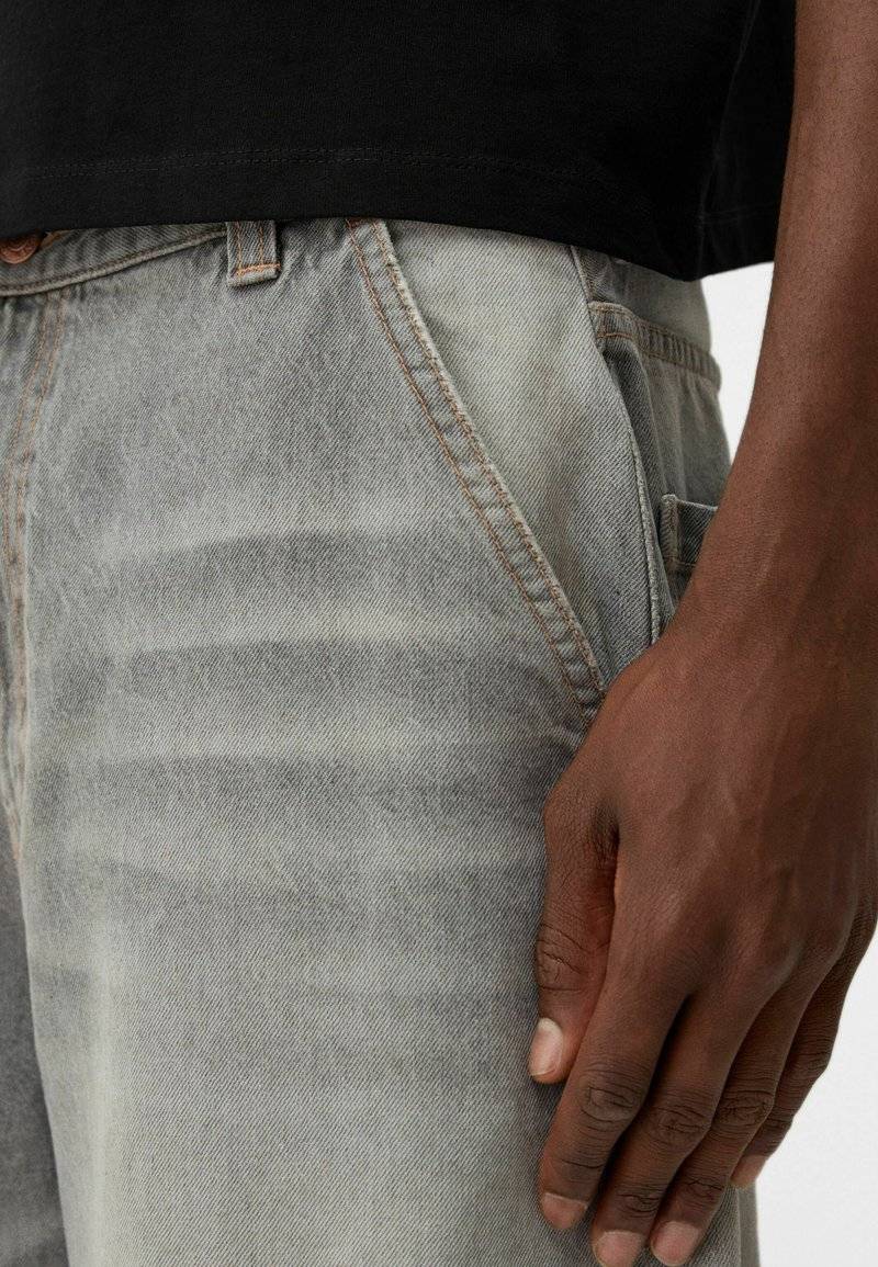 Bershka Bershka Relaxed fit jeans - light grey JETZT KAUFEN