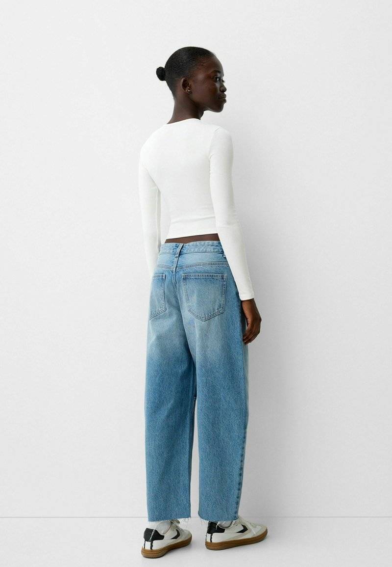 Bershka Bershka LONG SLEEVE - Long sleeved top - white Letzte 2 Tage