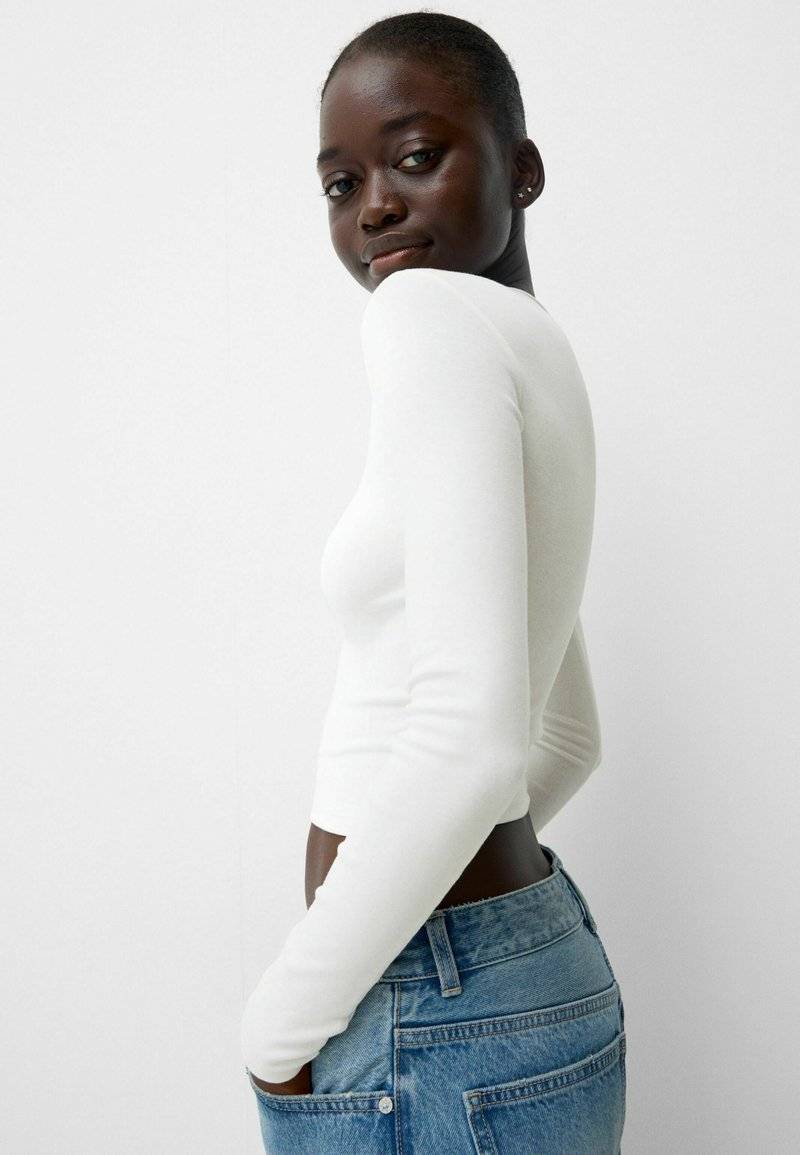 Bershka Bershka LONG SLEEVE - Long sleeved top - white Letzte 2 Tage