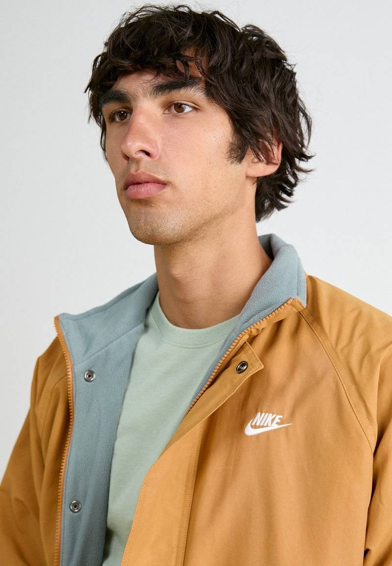 Nike Sportswear Nike Sportswear CLUB TEE - Basic T-shirt - mint Bis zu 65% Rabatt