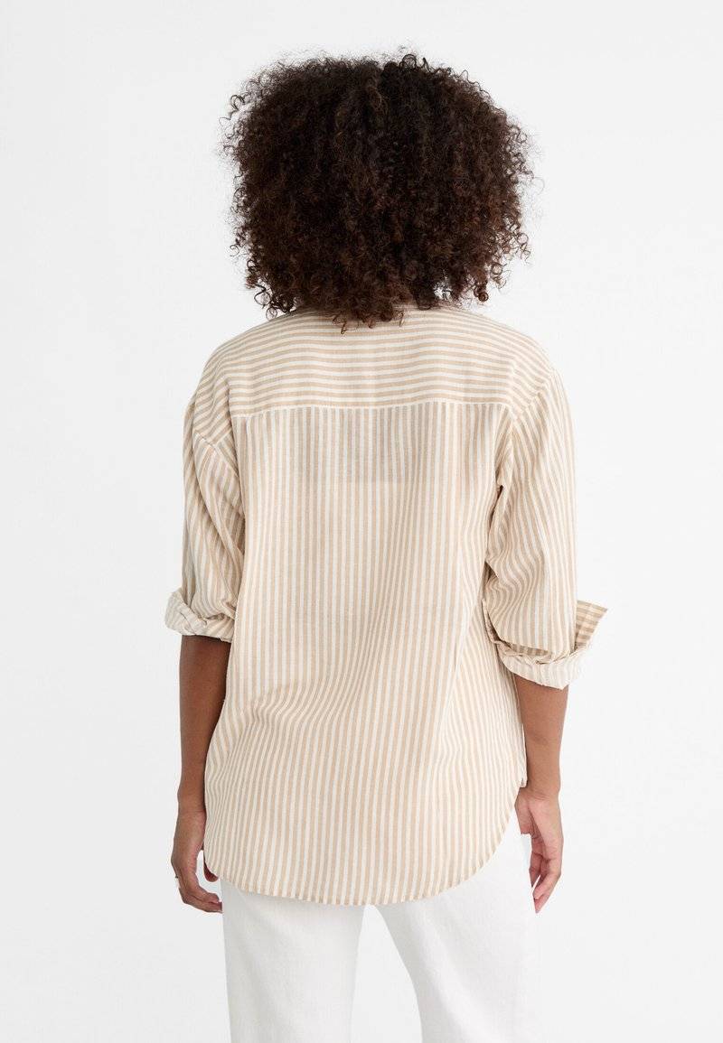 Stradivarius Stradivarius STRIPED - Button-down blouse - stone Sonderangebot der Fabrik