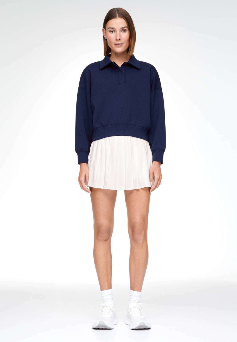 OYSHO OYSHO PLEATED COMPRESSIVE - Sports skirt - white Fabrik Onlineshop