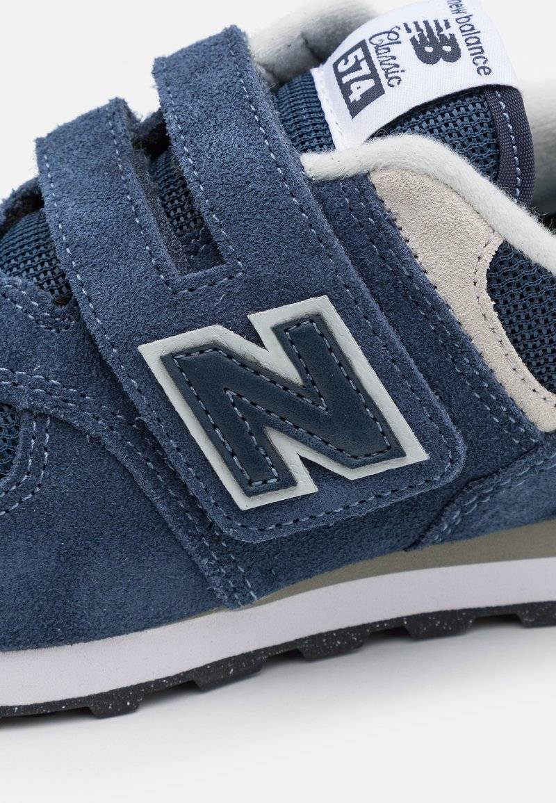 New Balance New Balance 574 UNISEX - Trainers - navy Tiefpreis