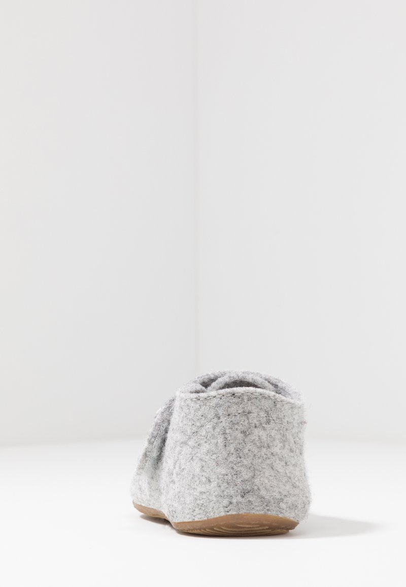 Living Kitzbühel Living Kitzbühel BABYKLETT UNIFARBEN - Slippers - nebel Letzte 2 Tage