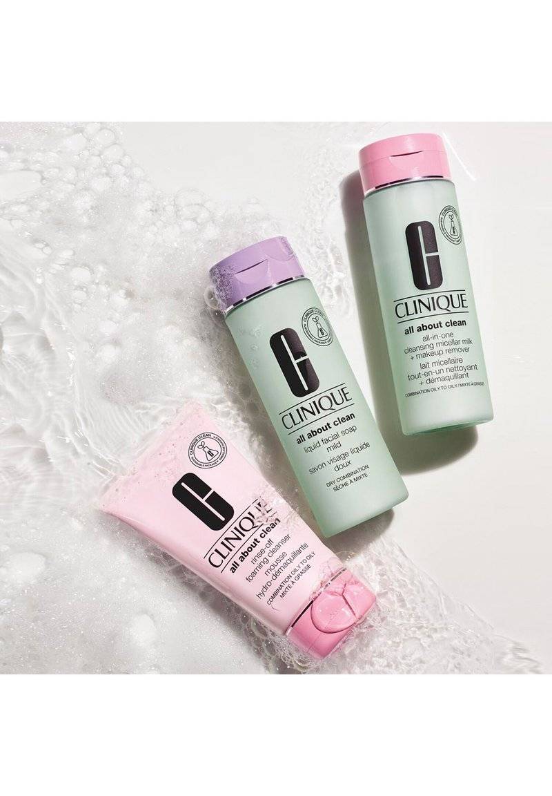 Clinique Clinique LIQUID FACIAL SOAP EXTRA-MILD - Cleanser Meist gekauft