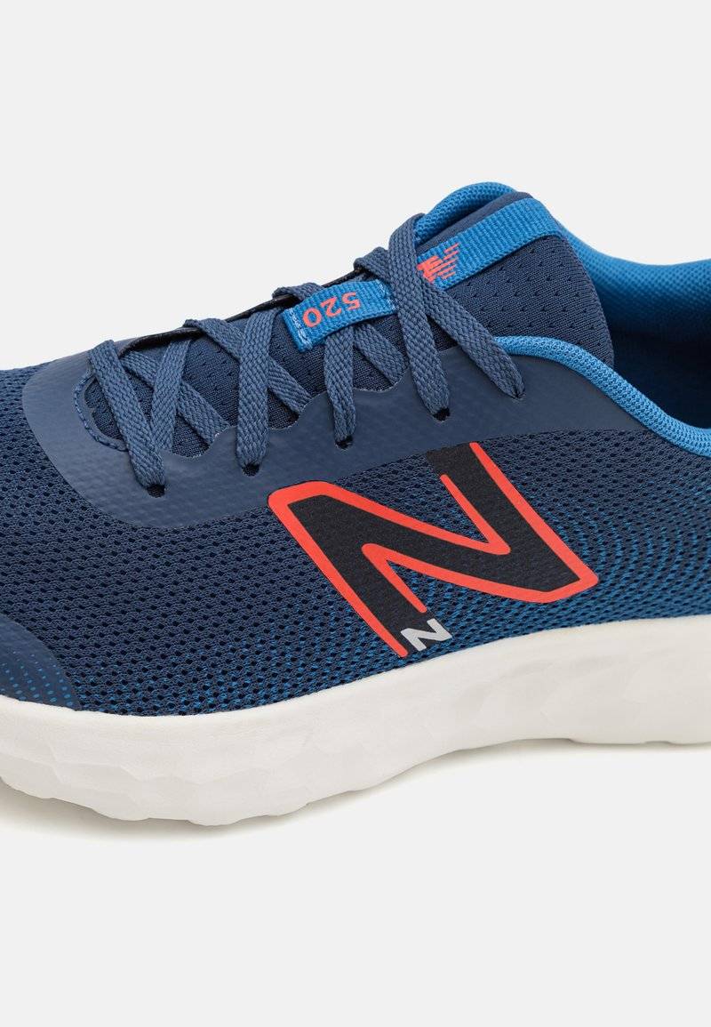 New Balance New Balance 520V8 UNISEX - Competition running shoes - navy Muttertagsangebot