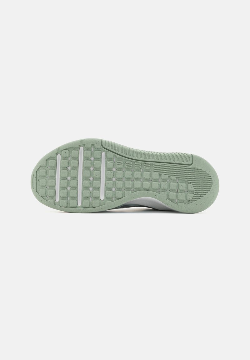 Nike Performance Nike Performance MC TRAINER 3 - Training shoe Jubiläumsangebot