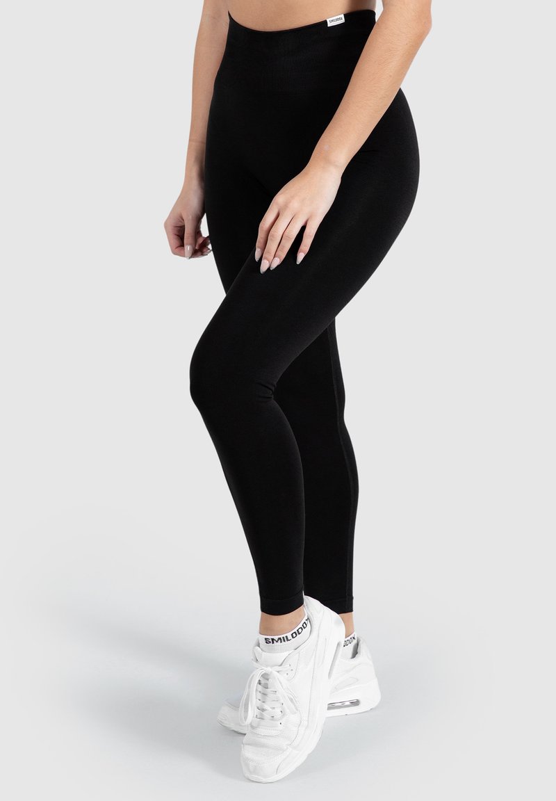 Smilodox Smilodox AMAZE SCRUNCH - Leggings - schwarz Top Angebot