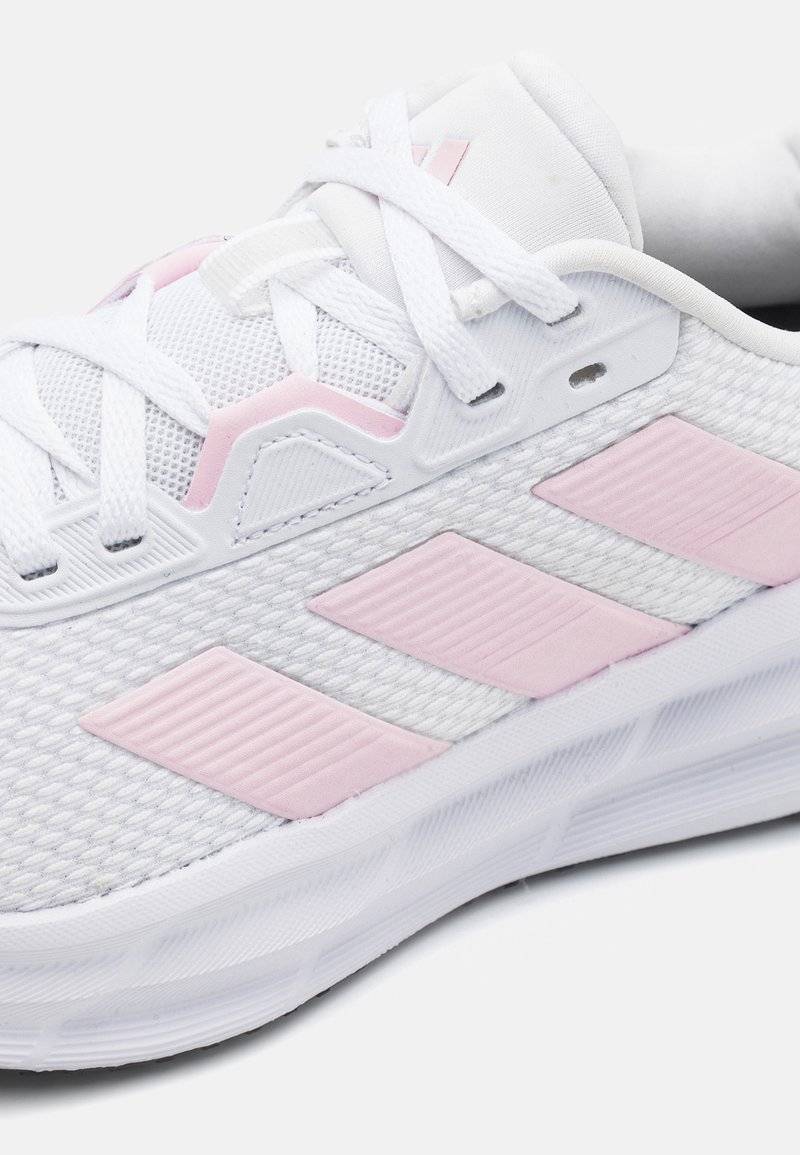 adidas Performance adidas Performance GALAXY 7 - Minimalist running shoes Neueste Mode