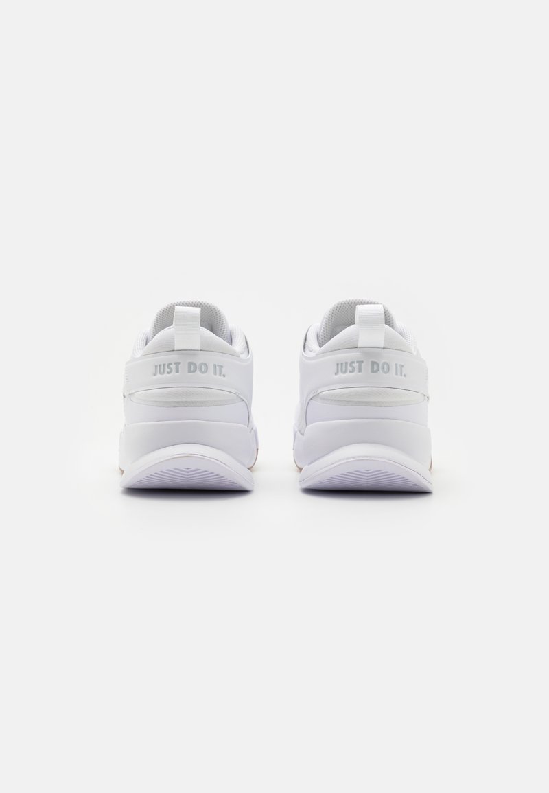 Nike Performance Nike Performance KIDS CROSSCOURT UNISEX - Competition running shoes Große Rabatte