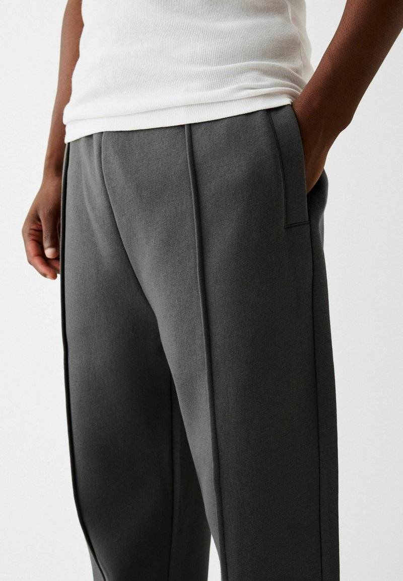 Bershka Bershka WIDE - Tracksuit bottoms - dark grey Bis zu 65% Rabatt