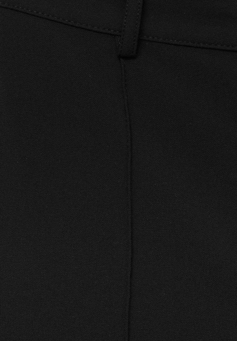 PULL&BEAR PULL&BEAR IM REGULAR-FIT MIT ZIERNAHT VORNE - Trousers - black Sonderangebot der Fabrik
