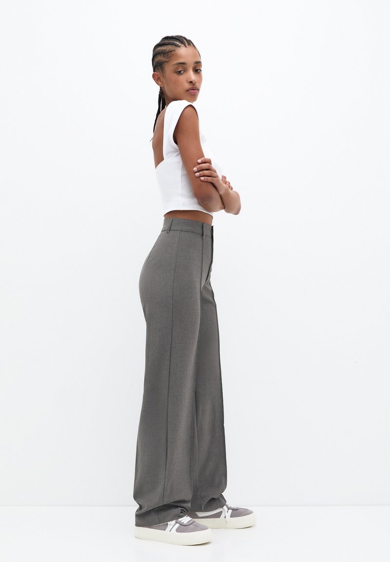 PULL&BEAR PULL&BEAR SMART SEAMED - Trousers - grey Clearance-Verkauf