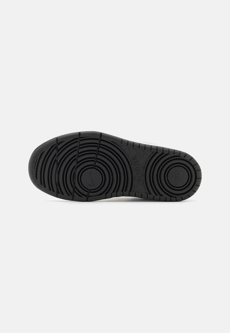 Nike Sportswear Nike Sportswear COURT BOROUGH RECRAFT UNISEX - Trainers Online Shopping