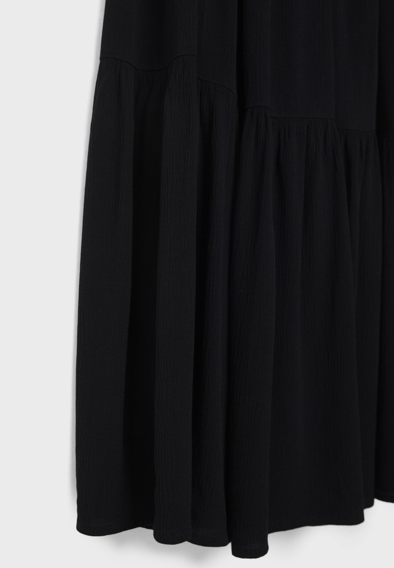 Stradivarius Stradivarius PEASANT - Maxi skirt - black 2025