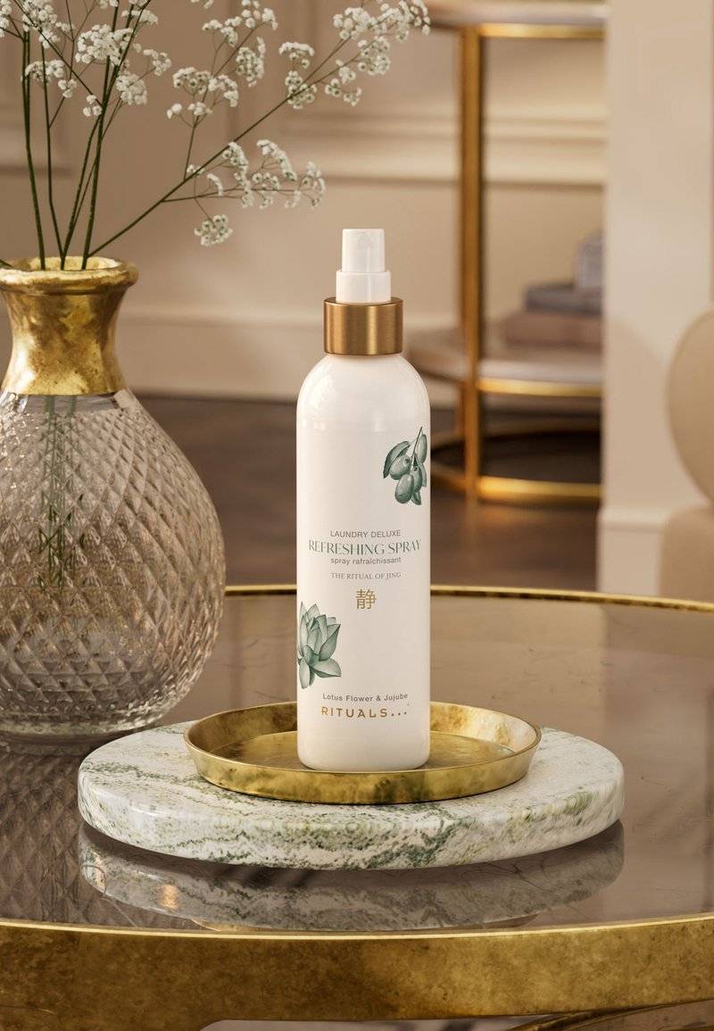 Rituals Rituals REFRESHING SPRAY ROOM & TEXTILE - THE RITUAL OF JING - JUJUBE & LOTUS - Home fragrance Sonderangebot
