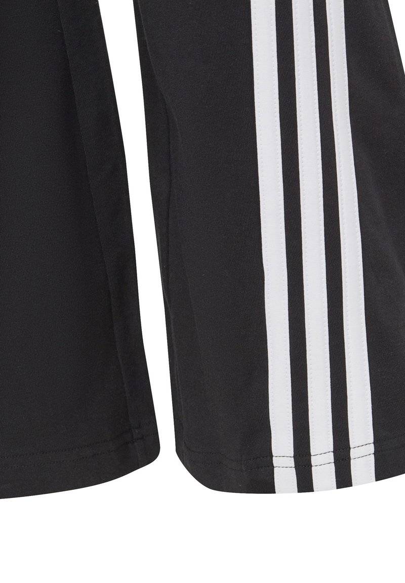 adidas Performance adidas Performance FUTURE ICON 3-STRIPES FLARED - Tracksuit bottoms Neueste Mode
