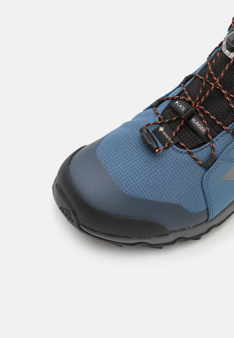 Adidas Terrex Adidas Terrex TERREX MID GORE-TEX® HIKING - Hiking shoes Sonderangebot der Fabrik