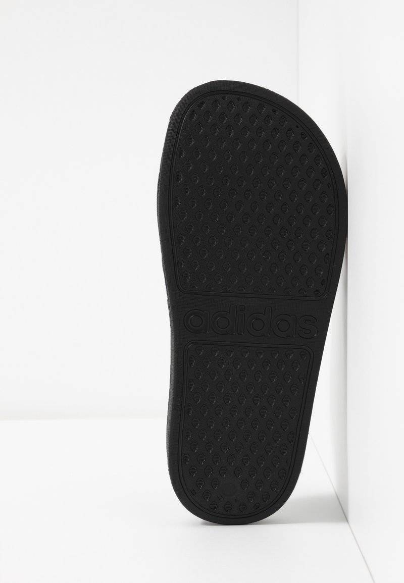 adidas Performance adidas Performance ADILETTE AQUA - Pool slides - core black Im Verkauf