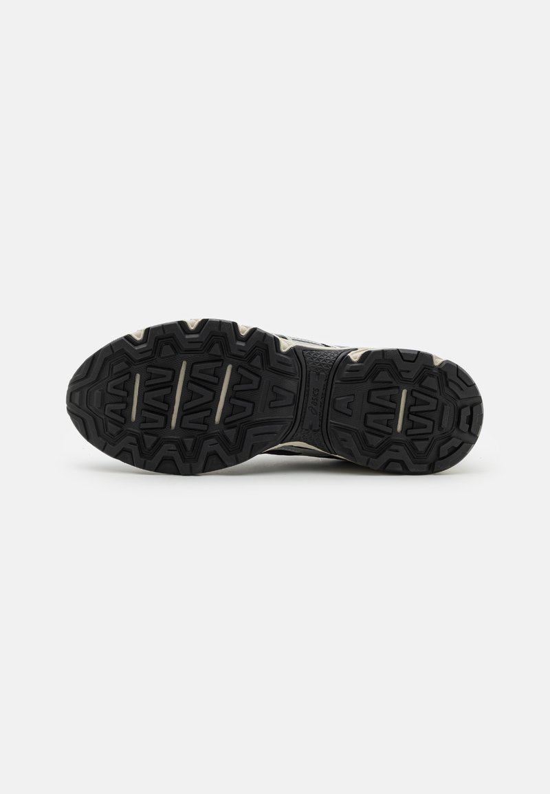 ASICS SportStyle ASICS SportStyle GEL-VENTURE 6 UNISEX - Trainers - black Angebote