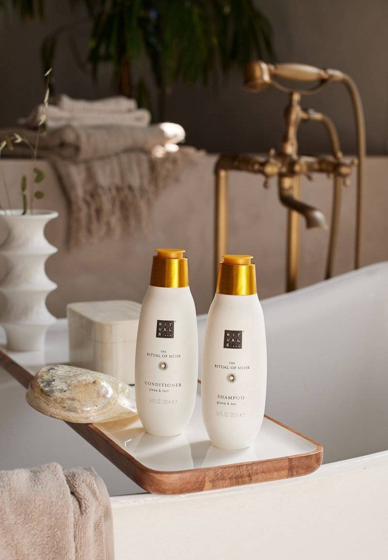 Rituals Rituals SHAMPOO THE RITUAL OF MEHR - CITRUS / WOODY - SWEET ORANGE & CEDARWOOD - Shampoo Vatertagsangebot