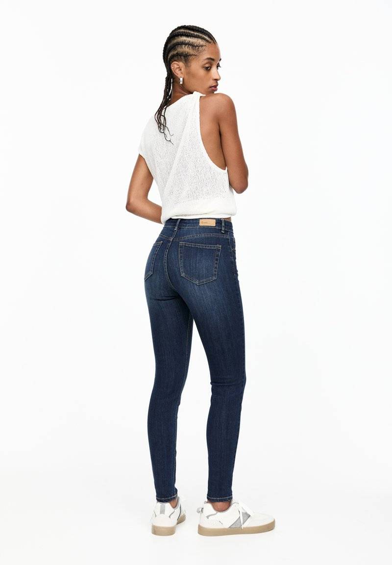 PULL&BEAR PULL&BEAR MID-RISE - Jeans Skinny Fit - dark blue Kostenlose Rückgabe