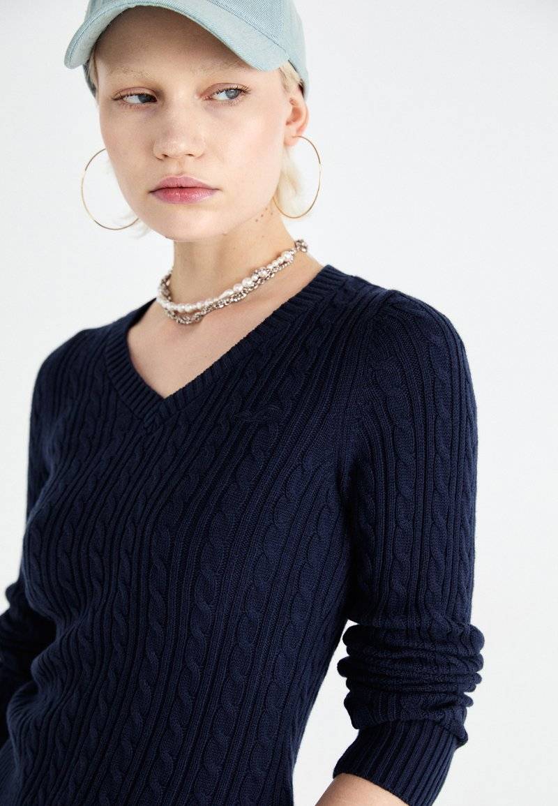 Hollister Co. Hollister Co. ICON CABLE V NECK - Jumper - navy blazer JETZT KAUFEN