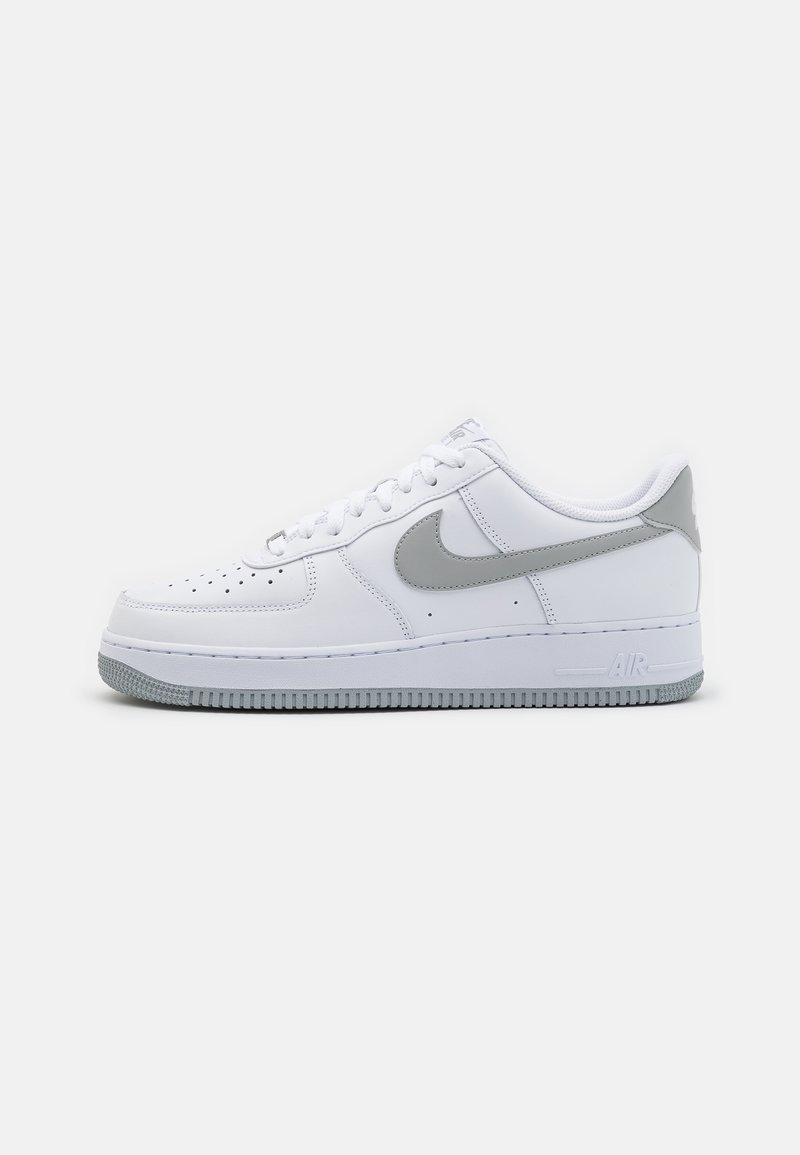 Nike Sportswear Nike Sportswear AIR FORCE 1 '07 - Trainers Exklusivangebot
